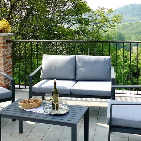 Anna In Monferrato Tatil Evi *