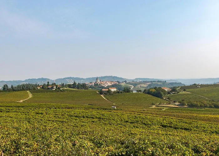 Anna In Monferrato *