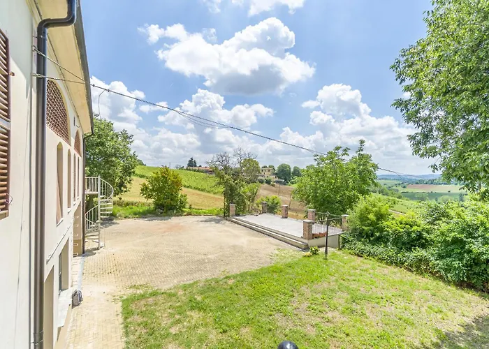Holiday home Anna In Monferrato Rosignano Monferrato